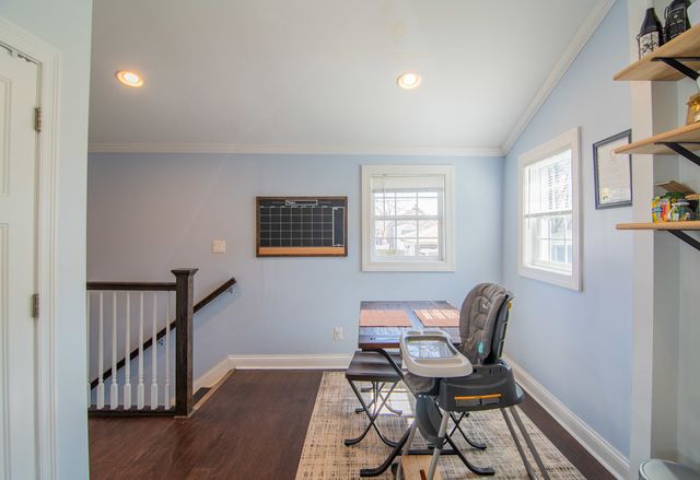 1513 Clinton Avenue, Berwyn, IL 60402