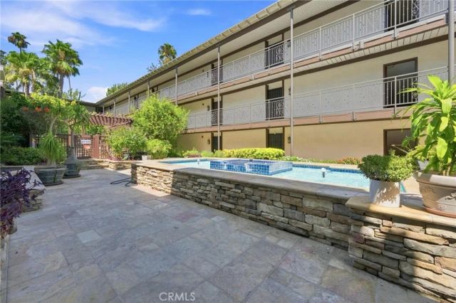 525 S Ardmore Avenue 320, Los Angeles, CA 90020