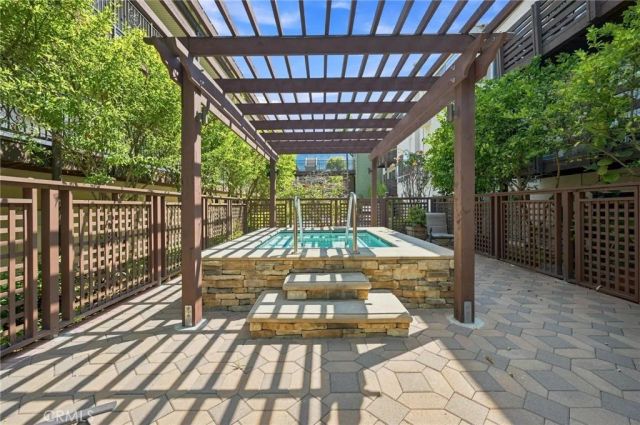 525 S Ardmore Avenue 320, Los Angeles, CA 90020