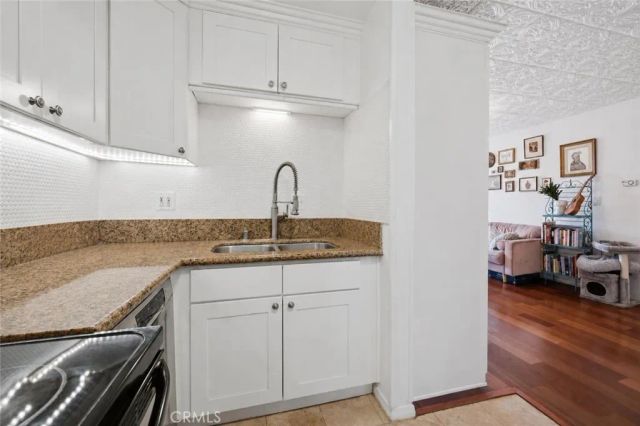 525 S Ardmore Avenue 320, Los Angeles, CA 90020