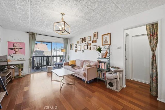 525 S Ardmore Avenue 320, Los Angeles, CA 90020