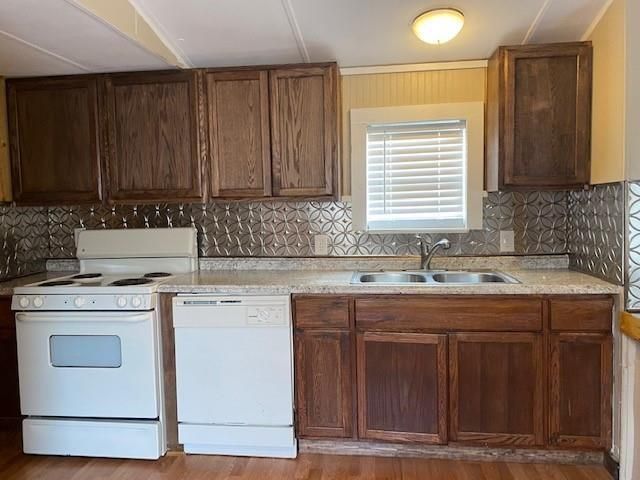 14263 E Ravine Run, Willis, TX 77318