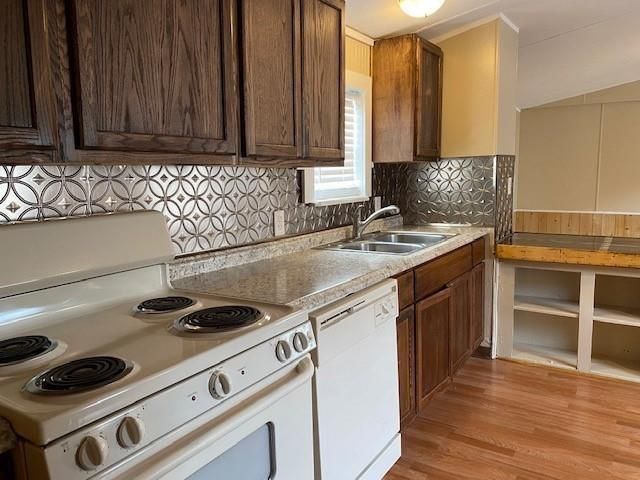 14263 E Ravine Run, Willis, TX 77318