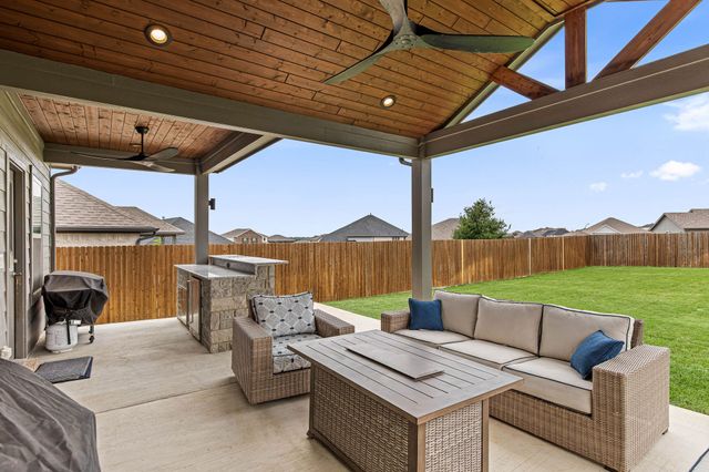 10513 Big Lagoon Drive, Fort Worth, TX 76179