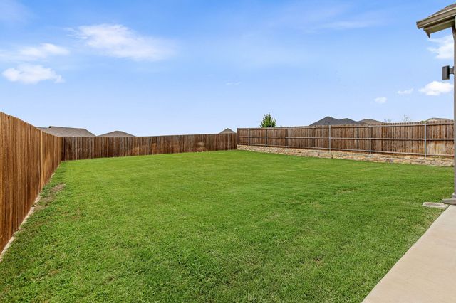 10513 Big Lagoon Drive, Fort Worth, TX 76179