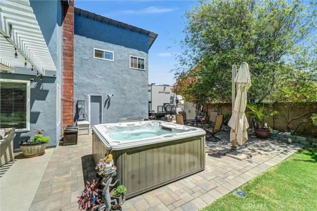 17661 Falkirk, Huntington Beach, CA 92649