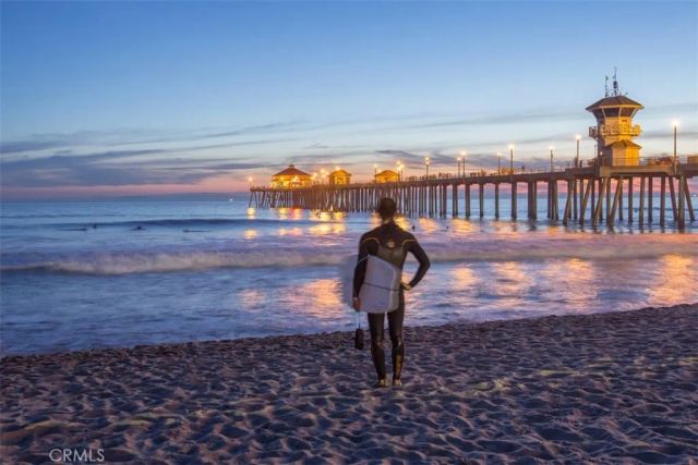 17661 Falkirk, Huntington Beach, CA 92649
