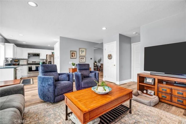 17661 Falkirk, Huntington Beach, CA 92649