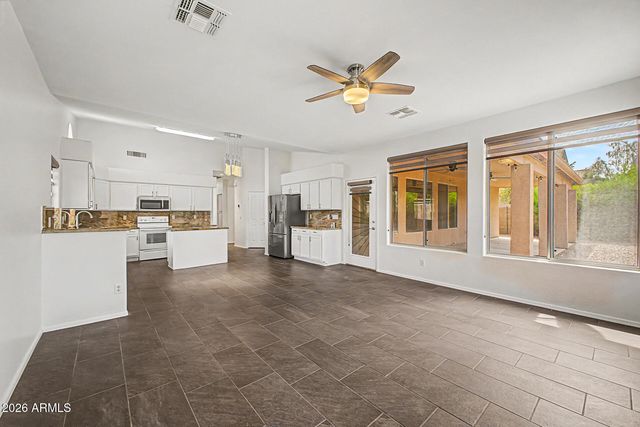 80 W SHEFFIELD Avenue, Gilbert, AZ 85233