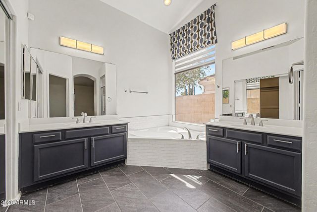 80 W SHEFFIELD Avenue, Gilbert, AZ 85233