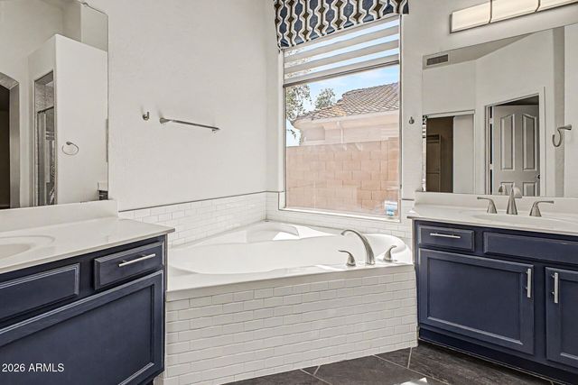 80 W SHEFFIELD Avenue, Gilbert, AZ 85233