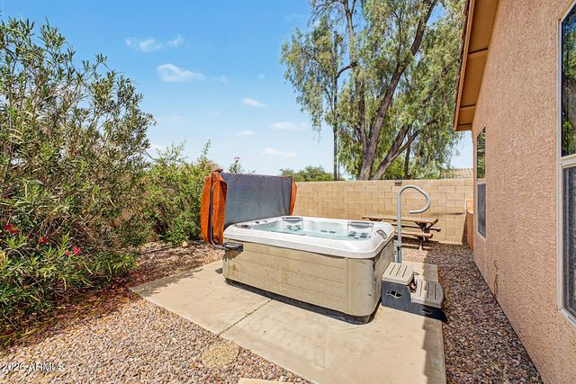 80 W SHEFFIELD Avenue, Gilbert, AZ 85233
