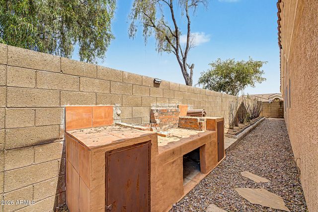 80 W SHEFFIELD Avenue, Gilbert, AZ 85233
