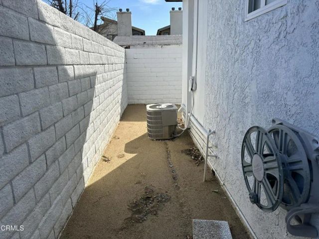 19316 Valerio Street, Los Angeles, CA 91335