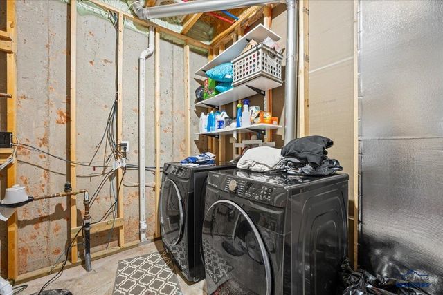 2639 MEADOWS DR, Sturgis, SD 57785