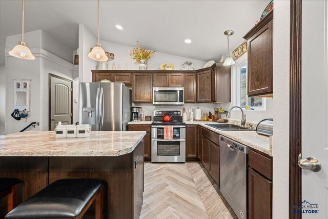 2639 MEADOWS DR, Sturgis, SD 57785