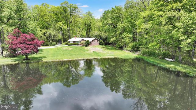 156 BLOODY SPRING RD, Bernville, PA 19506