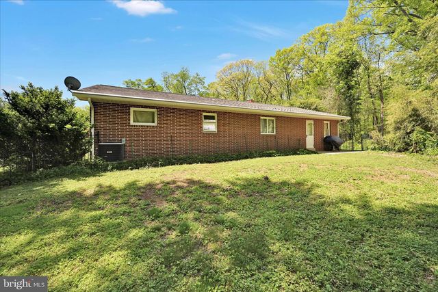 156 BLOODY SPRING RD, Bernville, PA 19506