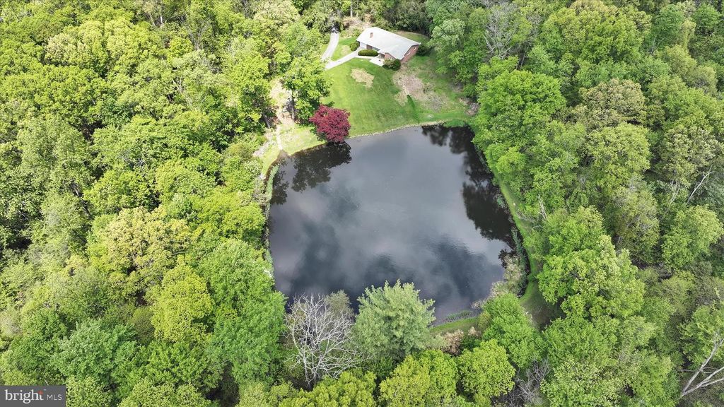 156 BLOODY SPRING RD, Bernville, PA 19506