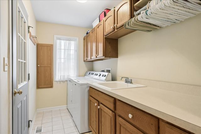 3510 W Shepherd Hill Lane, Mchenry, IL 60050