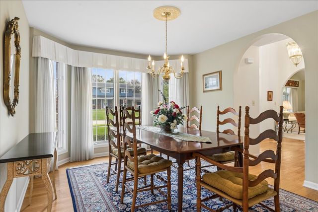 3510 W Shepherd Hill Lane, Mchenry, IL 60050