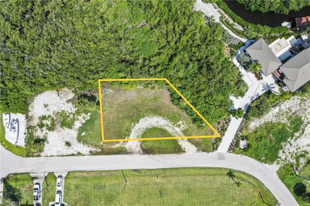 24515 Sailfish ST, BONITA SPRINGS, FL 34134 — photo 4
