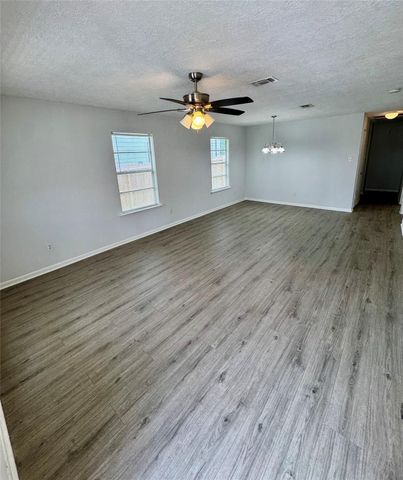 5707 Balbo Street, Houston, TX 77091