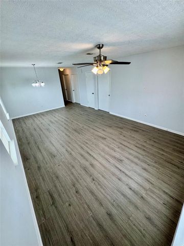 5707 Balbo Street, Houston, TX 77091