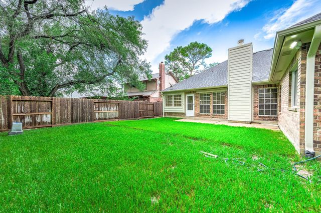 14302 Sun Harbor Drive, Houston, TX 77062