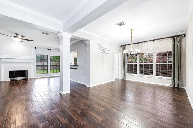 14302 Sun Harbor Drive, Houston, TX 77062