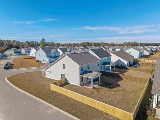 519 Eagleview Drive, Moncks Corner, SC 29461