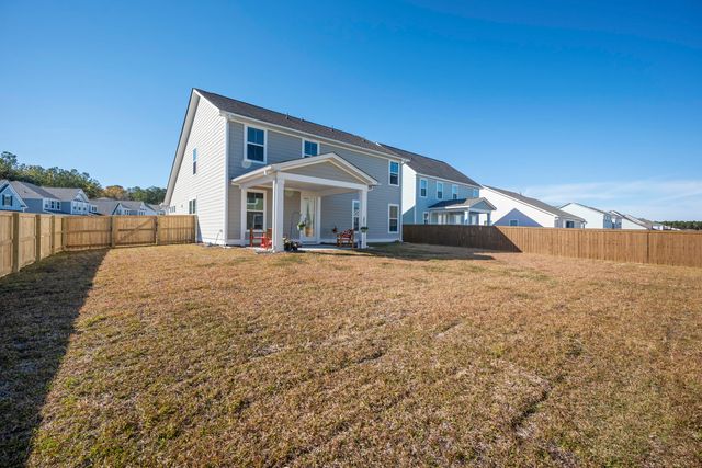 519 Eagleview Drive, Moncks Corner, SC 29461