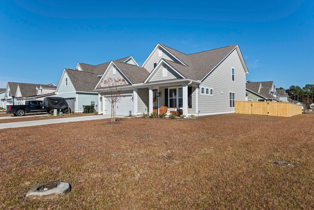 519 Eagleview Drive, Moncks Corner, SC 29461