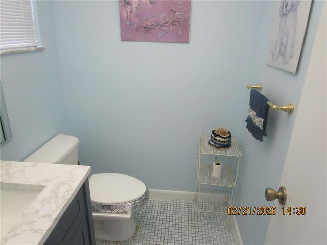 9350 Sunrise Lakes Boulevard 103, Sunrise, FL 33322