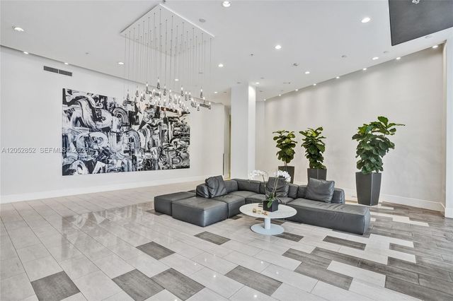 2001 Meridian Ave 308, Miami Beach, FL 33139