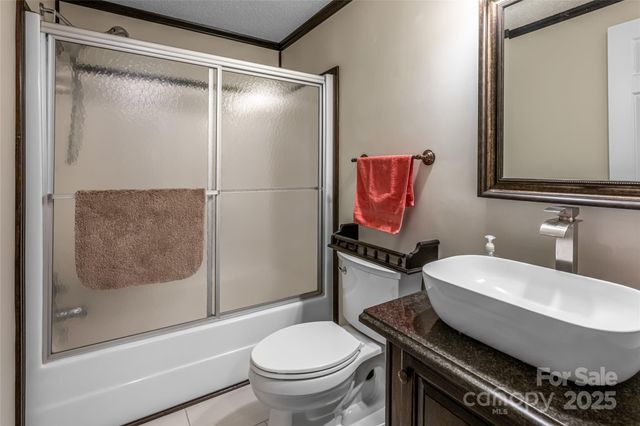 128-129 Oak Trails Pass, Leicester, NC 28748