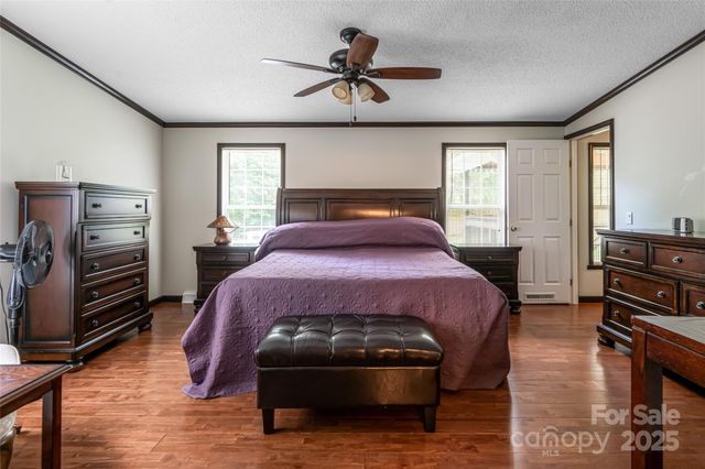 128-129 Oak Trails Pass, Leicester, NC 28748