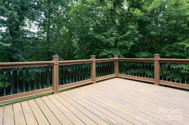 128-129 Oak Trails Pass, Leicester, NC 28748