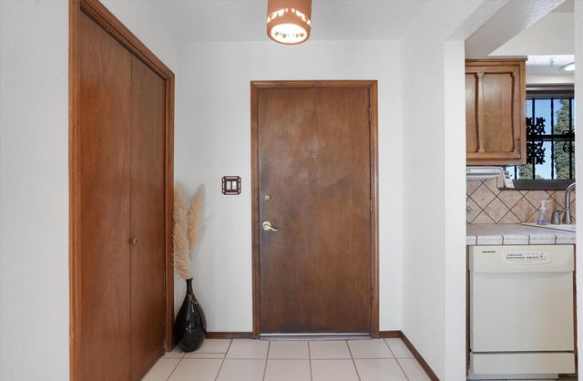 750 Comanche Road SE, Rio Rancho, NM 87124