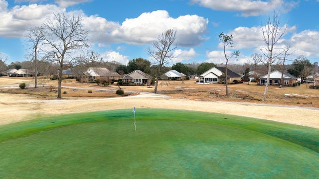 136 Ridge Lake Drive, Manning, SC 29102