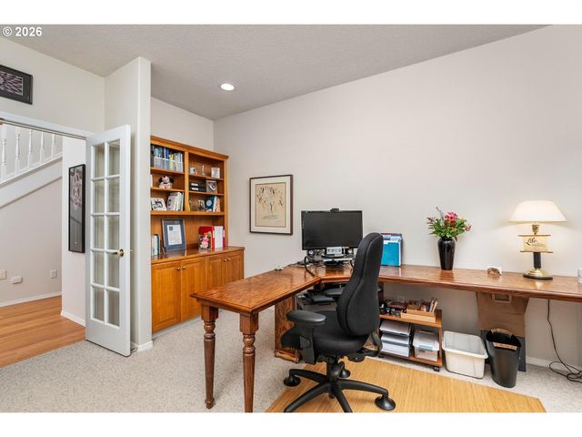 500 Nw PACIFIC GROVE Dr, Beaverton, OR 97006