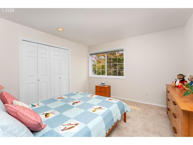500 Nw PACIFIC GROVE Dr, Beaverton, OR 97006