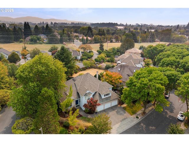 500 Nw PACIFIC GROVE Dr, Beaverton, OR 97006