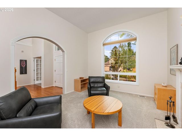 500 Nw PACIFIC GROVE Dr, Beaverton, OR 97006