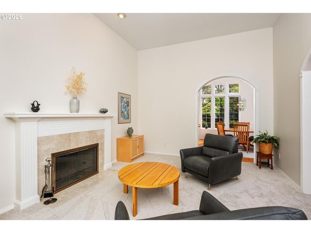500 Nw PACIFIC GROVE Dr, Beaverton, OR 97006