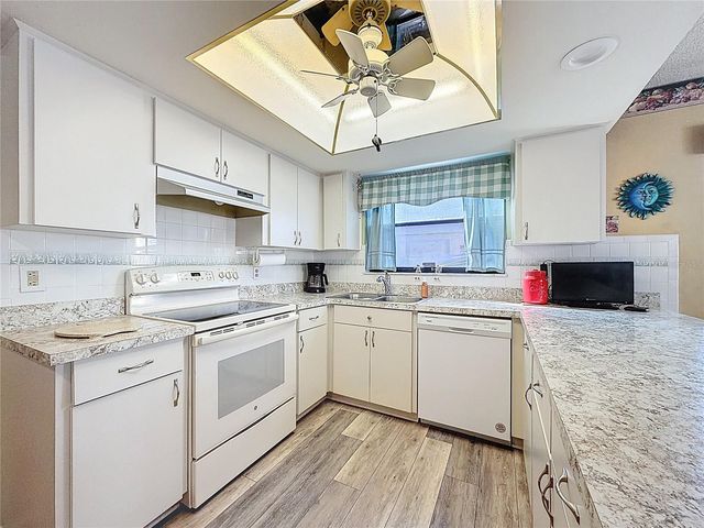 765 SADDLEBROOK DRIVE, Tarpon Springs, FL 34689