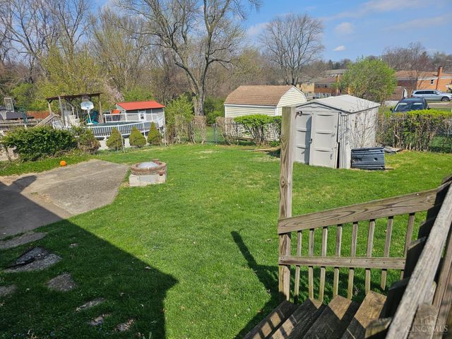818 Woodyhill Drive, Cincinnati, OH 45238
