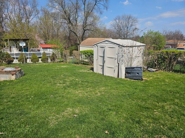 818 Woodyhill Drive, Cincinnati, OH 45238