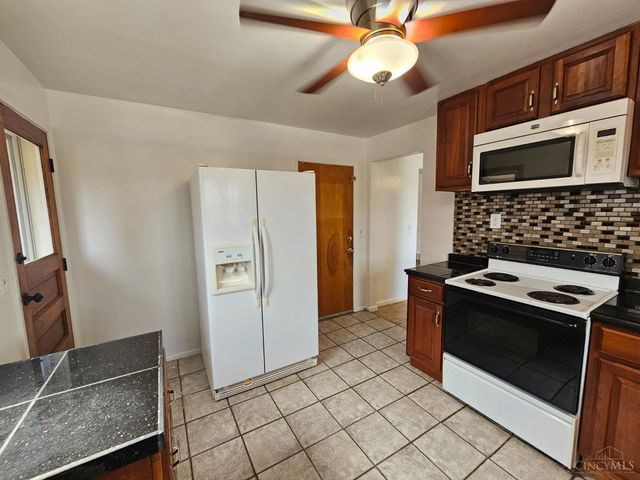 818 Woodyhill Drive, Cincinnati, OH 45238