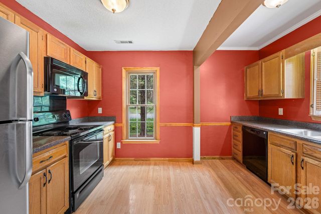 7600 Sedgewick Ridge Road, Lewisville, NC 27023